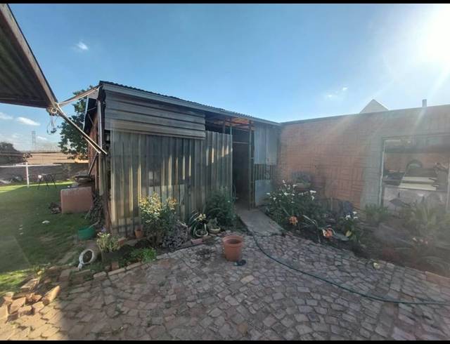 4 BEDROOM HOUSE FOR SALE IN DANVILLE